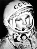 Gagarin_space_suite-thumbnail2
